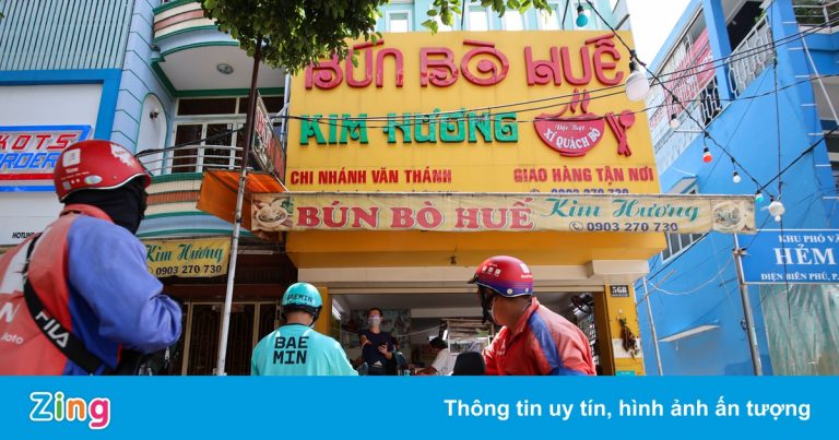 Quán bún bò ở TP.HCM bán 500 suất mang đi mỗi ngày