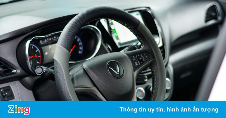 Những cách giảm mùi khó chịu bên trong xe mới