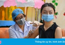 Thủ tướng yêu cầu không thu phí tiêm vaccine phòng Covid-19