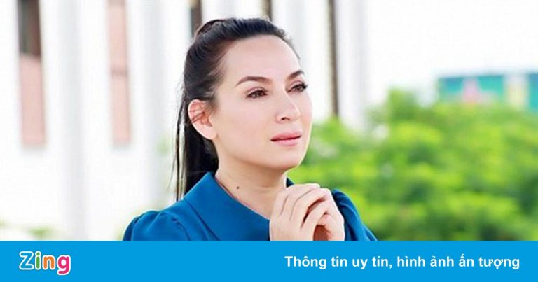 Nghệ sĩ Việt thương tiếc Phi Nhung