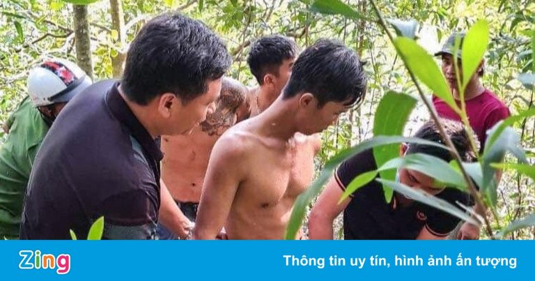 Cảnh sát vây bắt 2 phạm nhân trốn trại