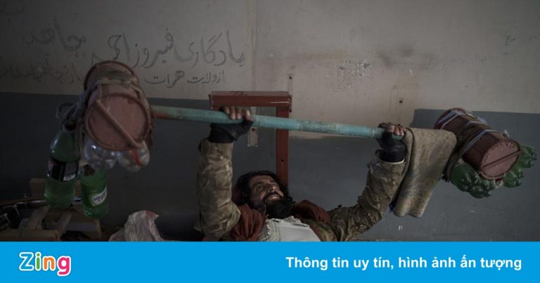 Những tù nhân thành quản ngục ở trại giam sau khi Taliban nắm quyền