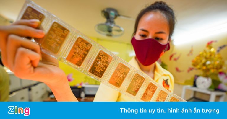 Giá vàng tiếp tục giảm sâu