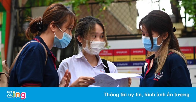 Cử tri mong lãnh đạo Hà Nội có giải pháp để học sinh trở lại trường