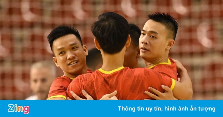 Tuyển futsal Việt Nam hòa 2-2 CLB Cordoba (Tây Ban Nha)