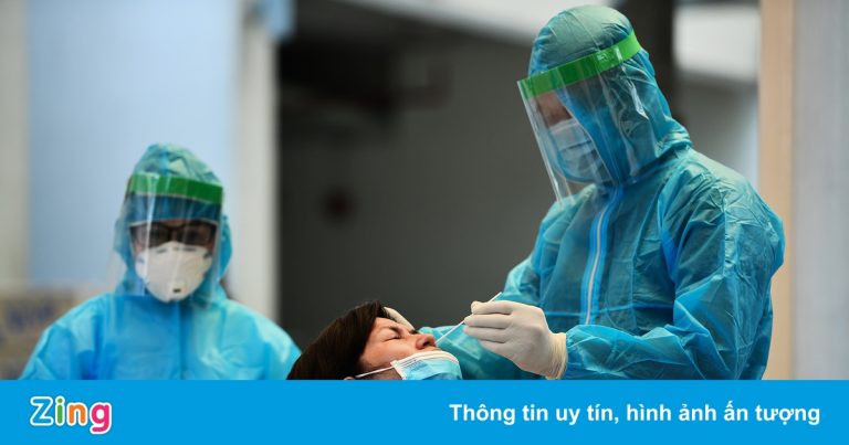 Thêm 10 ca nhiễm nCoV, Hà Nam xét nghiệm toàn bộ người ở TP Phủ Lý Thêm 10 ca nhiễm nCoV, Hà Nam xét nghiệm toàn bộ người ở TP Phủ Lý