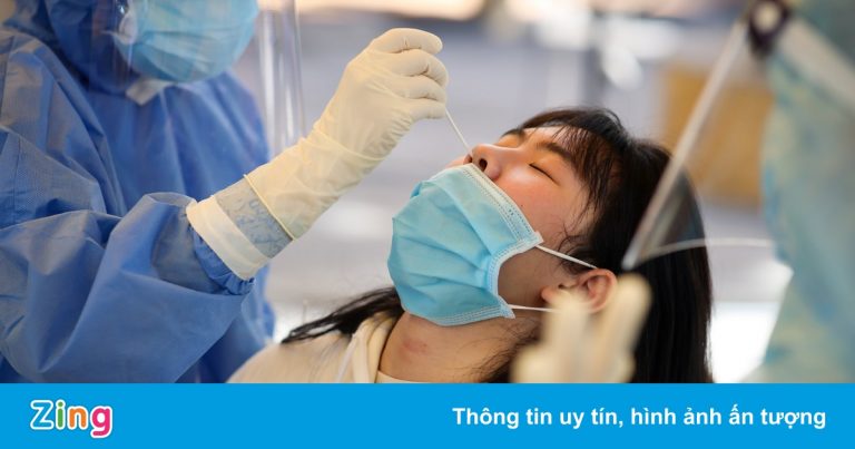 Hơn 13.800 học sinh, sinh viên và giáo viên mắc Covid-19 từ đầu năm