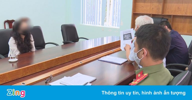 Đăng tin sai về tiêm vaccine, người phụ nữ bị phạt 7,5 triệu đồng