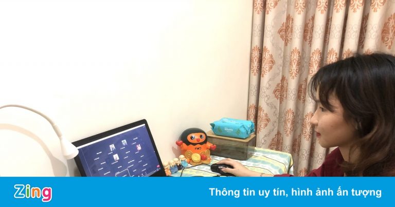 Thủ tướng: Ưu tiên hỗ trợ học sinh không có phương tiện học trực tuyến