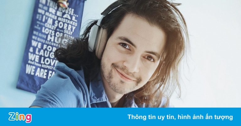 Nhận được hỗ trợ trong dịch, anh Tây tặng lại cho người khó khăn hơn