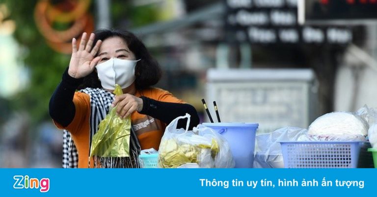 TP.HCM chưa cho phép dịch vụ ăn uống tại chỗ mở lại