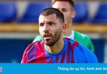 Aguero ghi bàn ở trận đầu khoác áo Barca