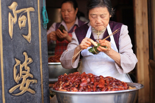 Những thị trấn “sông chảy trong lòng” hết sức lãng mạn ở Trung Quốc - 3