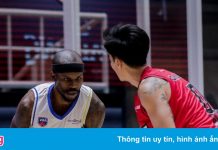 Cặp ngoại binh Mỹ gồng gánh Hochiminh City Wings