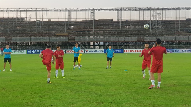 U23 Viet Nam v Kyrgyzstan anh 8