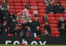 Man Utd vs Everton: Ronaldo dự bị MU dau Everton anh 1