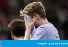 Barca còn trượt dài nếu tiếp tục giữ Koeman