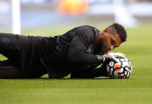 Man City 0-0 Burnley: 3 điểm khó tuột khỏi tầm tay Man City vs Burnley anh 1