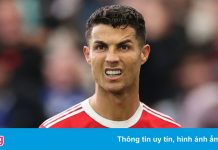 Vì sao MU thua Leicester?