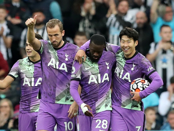Tottenham dau Man Utd anh 16