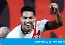 Barca lần đầu thua Rayo Vallecano sau 19 năm