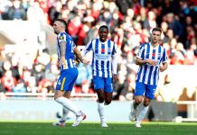 Liverpool 2-1 Brighton: VAR tước bàn thắng của Mane Liverpool dau Brighton anh 1