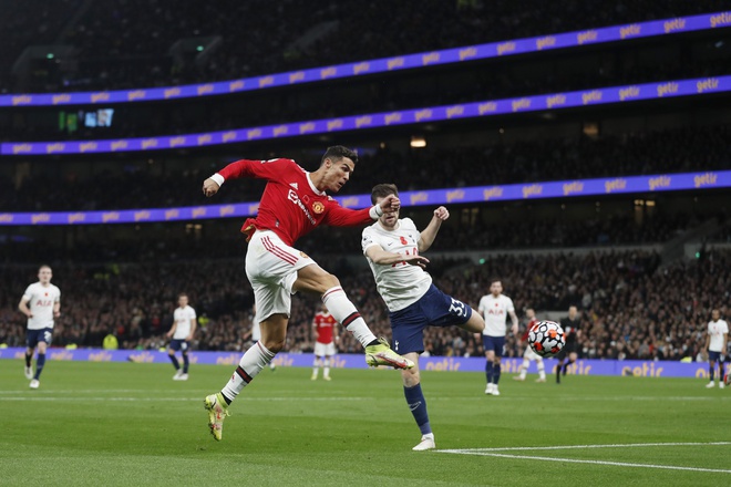 Tottenham dau Man Utd anh 4