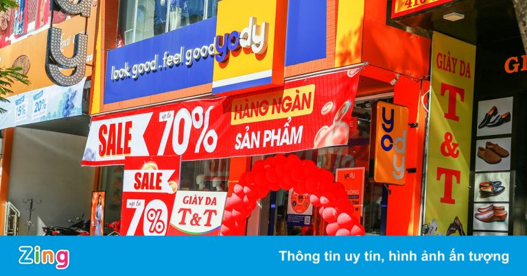 Phố thời trang ở Đà Nẵng giảm giá đến 70% vẫn ế ẩm