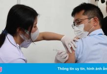 Nhật Bản tiêm mũi vaccine ngừa Covid-19 thứ ba cho toàn dân