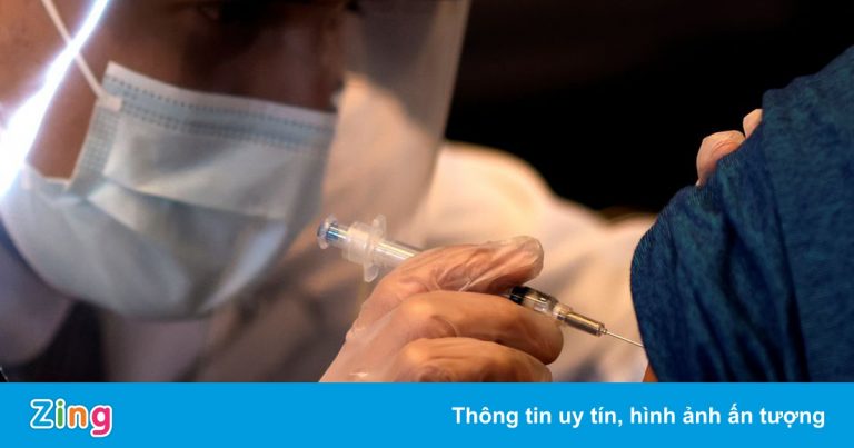 Nghiên cứu mới: Vaccine không giảm nguy cơ lây nhiễm trong gia đình