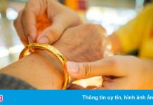 Giá vàng tiếp tục tăng cao