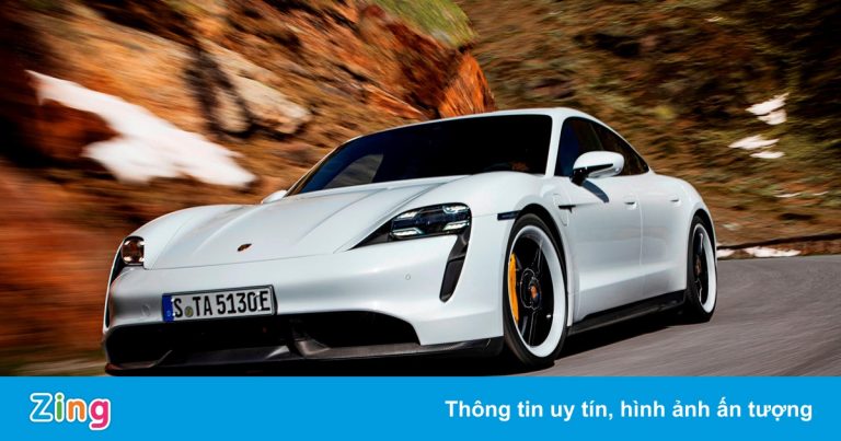 Porsche Taycan tiếp tục cháy hàng, vượt doanh số Panamera và 911