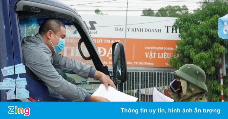 Thái Bình vẫn yêu cầu xét nghiệm nCoV với người vào tỉnh