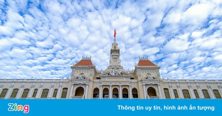 Thiệt hại nặng do dịch, TP.HCM làm gì để giữ vị thế đầu tàu kinh tế?