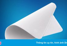 Người mua khăn lau màn hình giá 19 USD của Apple phải chờ đến 2022