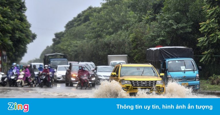 Thiên đường Bảo Sơn bị ngập nhiều giờ sau trận mưa lớn