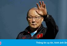 HLV Park làm việc với tuyển Việt Nam từ xa