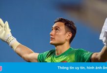 Văn Lâm về Nga sau ca phẫu thuật ở Nhật Bản