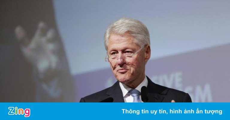 Cựu Tổng thống Bill Clinton nhập viện