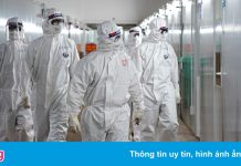 Thủ tướng cùng y, bác sĩ tuyến đầu chia sẻ về gần 600 ngày chống dịch