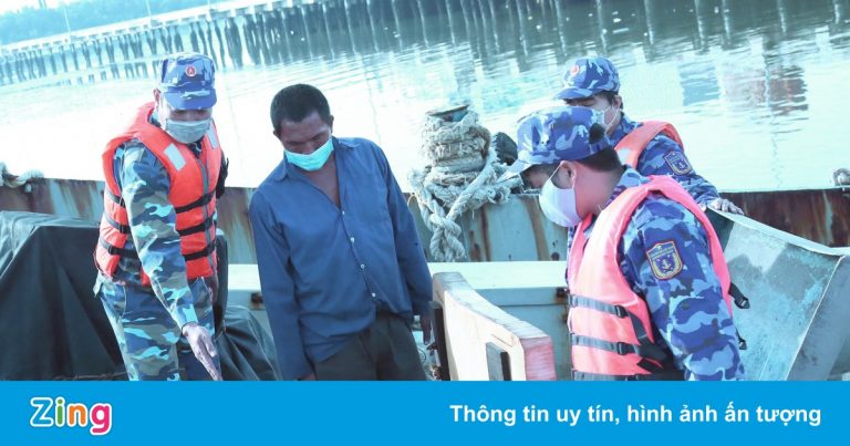 Phát hiện tàu chở 60.000 lít dầu DO không rõ nguồn gốc