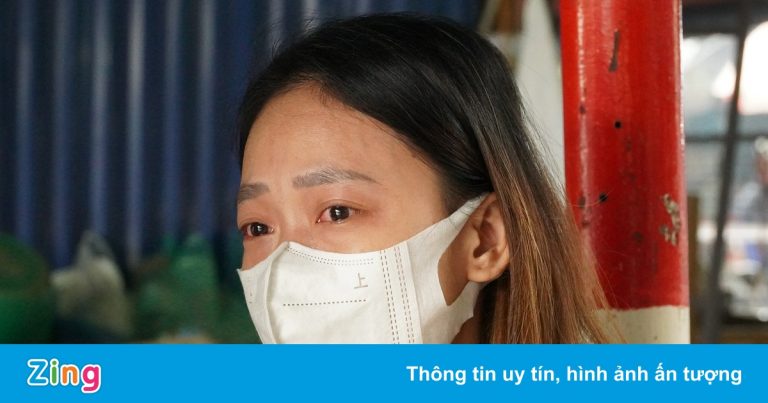 Cháy trung tâm thương mại ở Hải Phòng, nhiều tiểu thương bật khóc