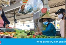 Tiểu thương TP.HCM mong chợ sớm mở cửa buôn bán