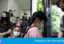 Hàng nghìn ca mắc Covid-19 mỗi ngày, Singapore quyết thực hiện mở cửa