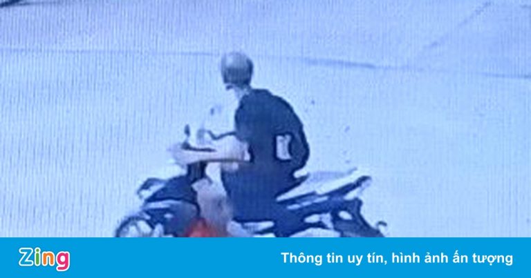 Truy tìm tên cướp tấn công tài xế GrabBike