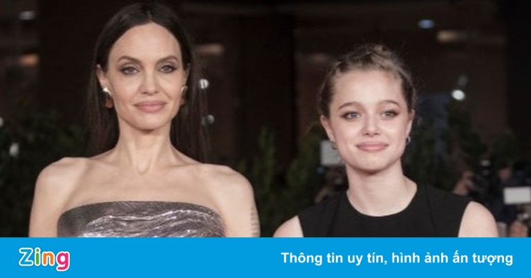 Angelina Jolie và con gái Shiloh trên thảm đỏ