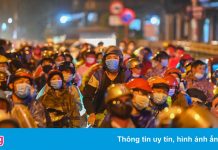 Tỉnh Ninh Thuận nói gì việc xử phạt người tự đi xe máy về quê?