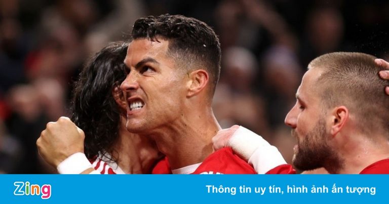 Ronaldo tỏa sáng giúp MU thắng ngược Atalanta