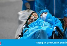 800 người Phú Yên mặc bảo hộ rời TP.HCM