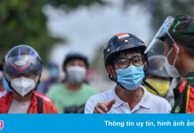 Kẹt xe kéo dài tại chốt kiểm soát dịch ở Bình Dương